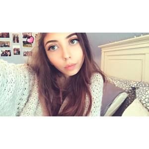 Meet your Posher, Gabrielle